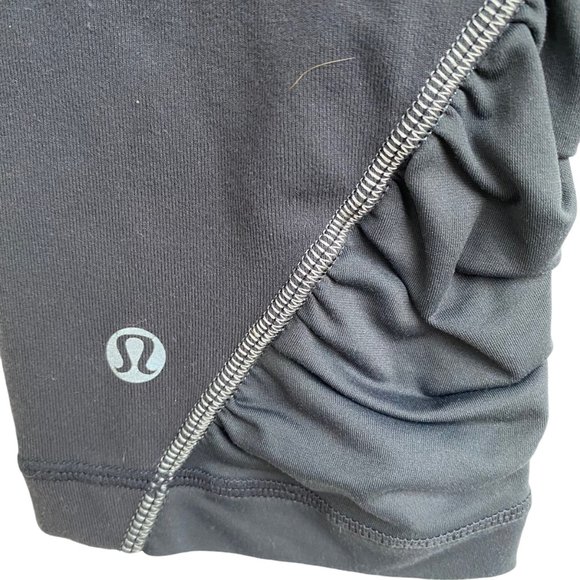Lululemon Embrace Crop Capri Legging Women's Size 4 Gray Ruched Pin Tuck - Picture 5 of 10